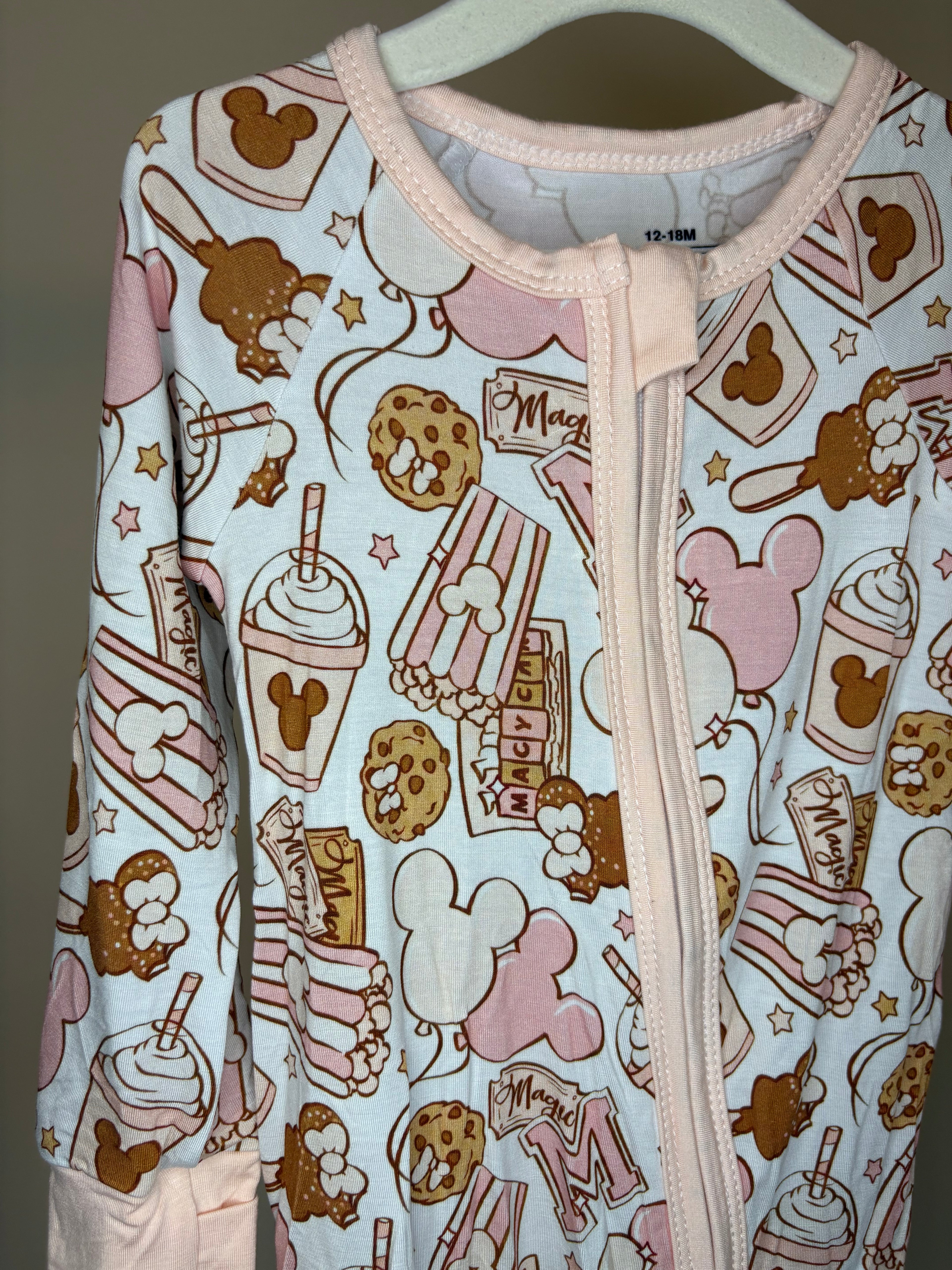 Disney Snacks Sleeper 12-18 Months